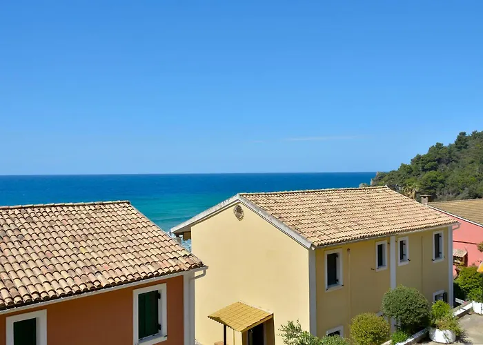 Two-Bedroom Condo With Sea View In Glyfada