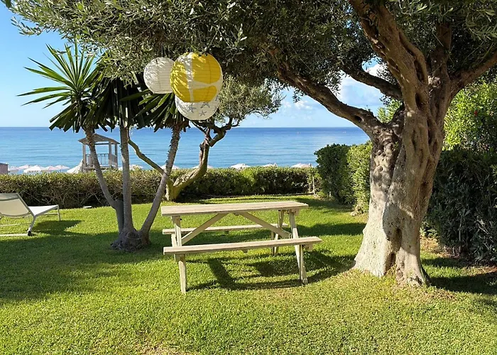 Aqua Seafront Glyfada Corfu Beach House With Garden